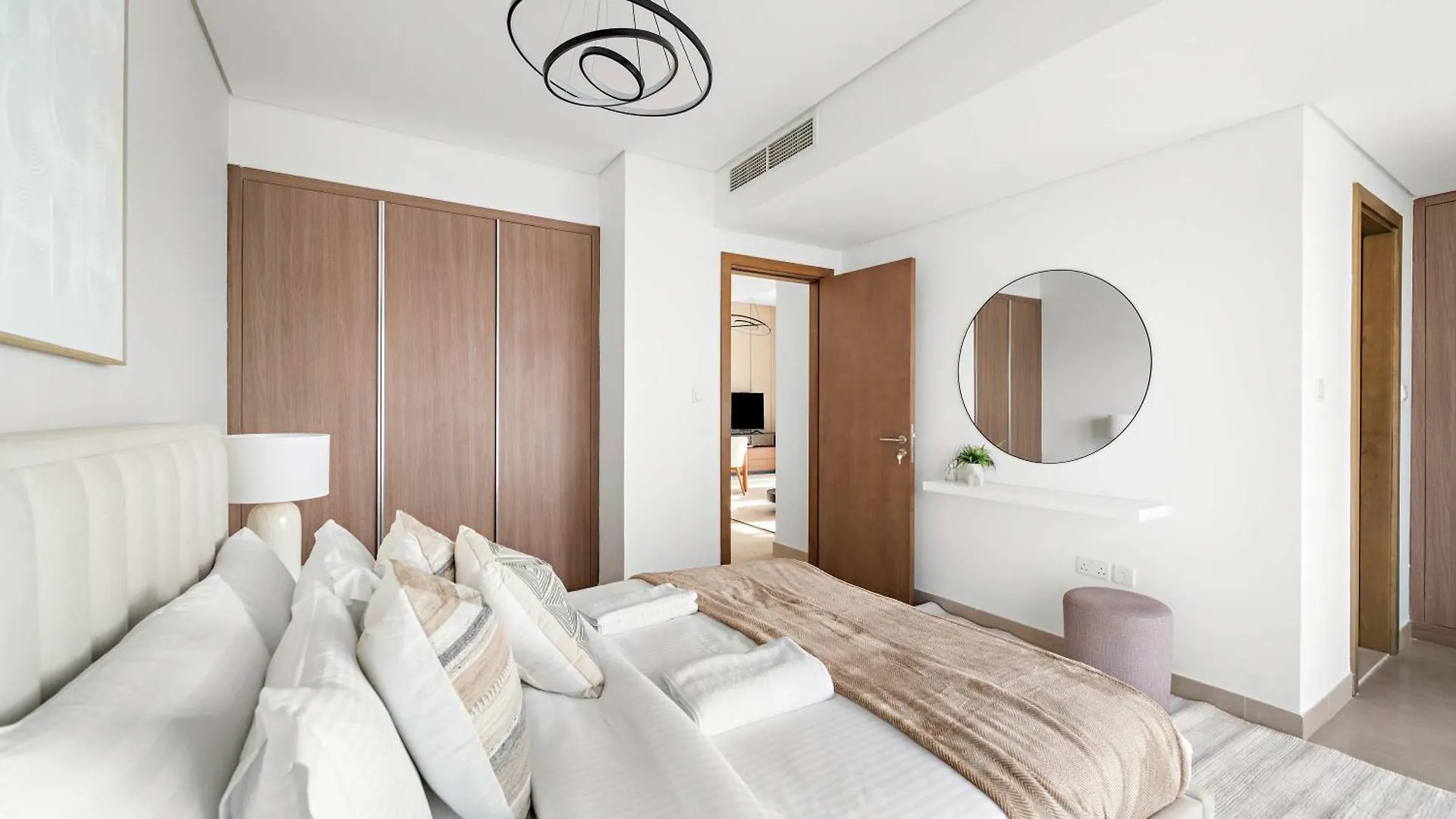 Апартаменты Silkhaus 1Bdr In Azizi Aliyah In Theheart Of Al Jaddaf Дубай