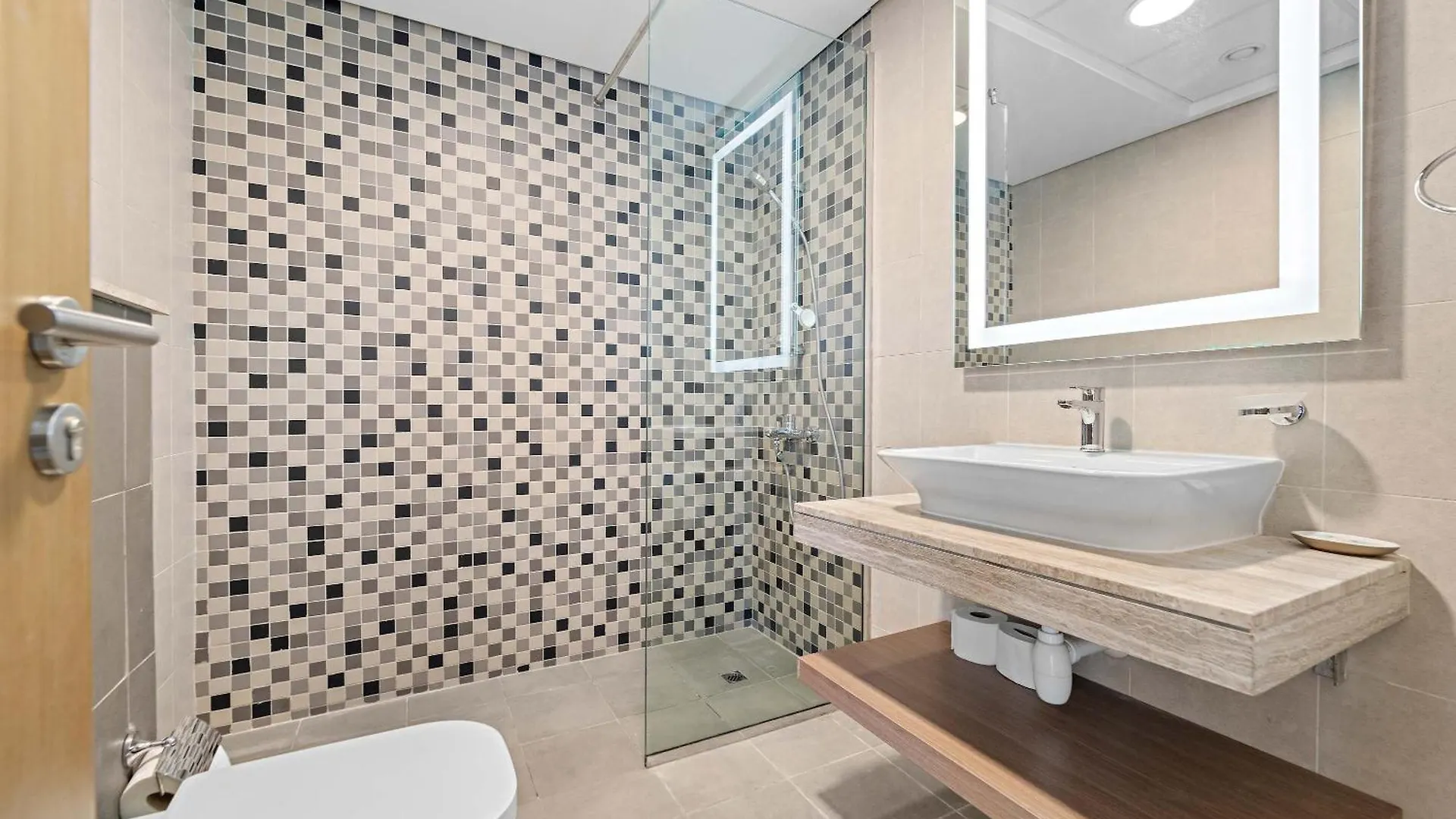 Апартаменты Silkhaus 1Bdr In Azizi Aliyah In Theheart Of Al Jaddaf Дубай